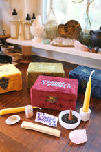 Load image into Gallery viewer, Venus Altar Box