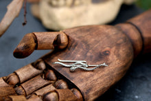 Load image into Gallery viewer, Snake Ear Climbers