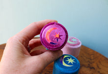 Load image into Gallery viewer, Velvet Ring Box