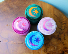 Load image into Gallery viewer, Velvet Ring Box