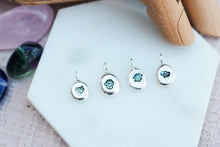 Load image into Gallery viewer, Birth Flower Pebble Charm Necklace