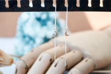 Load image into Gallery viewer, Night Court Threaders