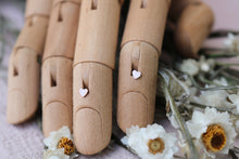 Load image into Gallery viewer, Tiny Hearts Earrings