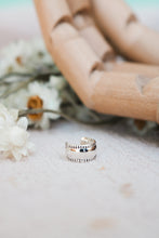 Load image into Gallery viewer, Bridget Ear Cuff