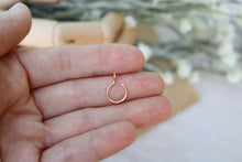Load image into Gallery viewer, Faux Nose Ring- Gold
